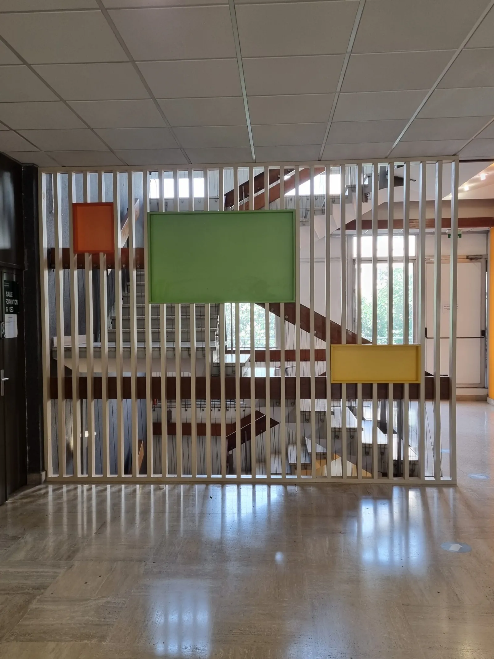 Aménagement intérieur sur mesure réalisé par TS Menuiserie — aménagement n° 2