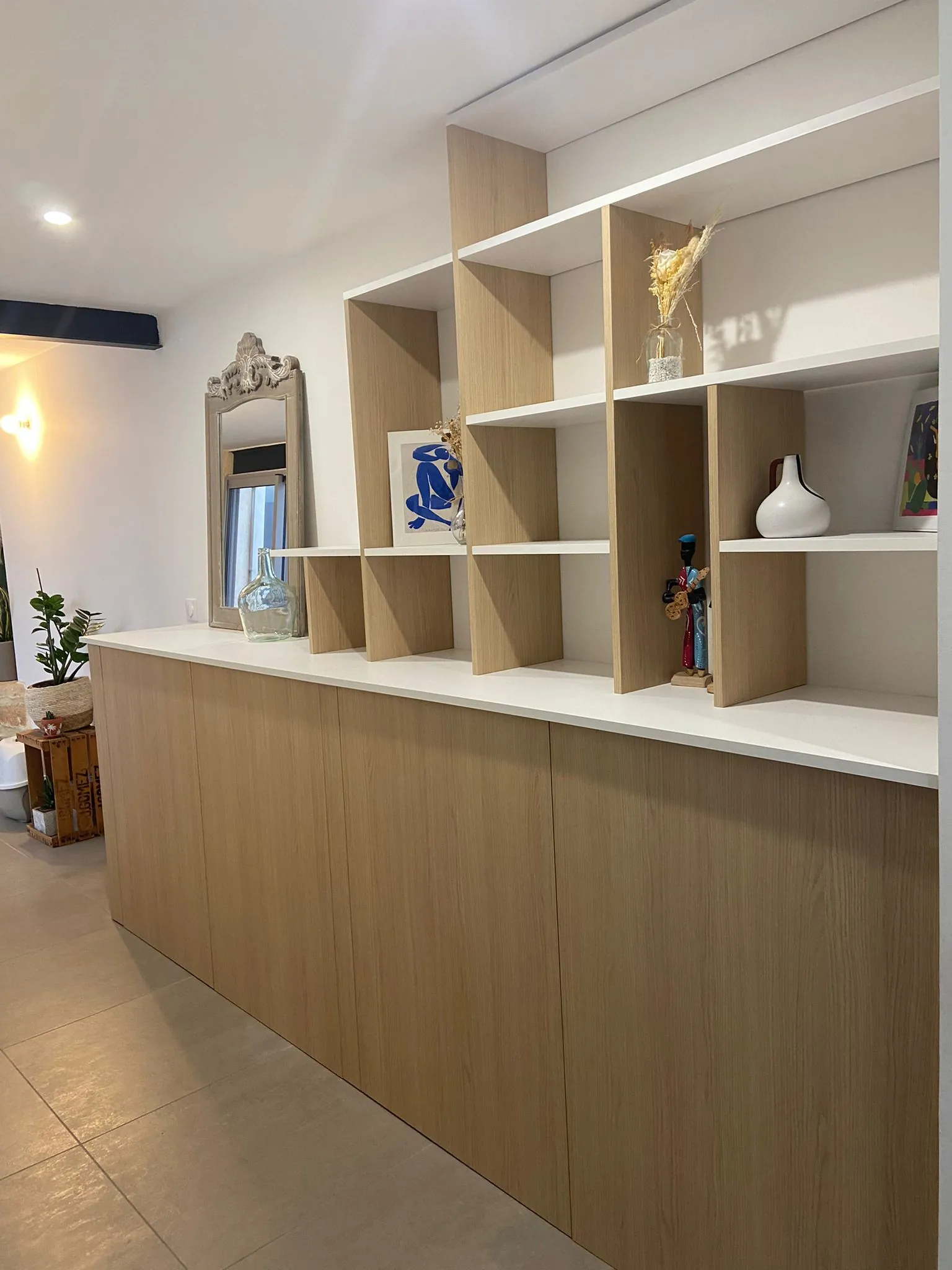 Aménagement intérieur sur mesure réalisé par TS Menuiserie — aménagement n° 3