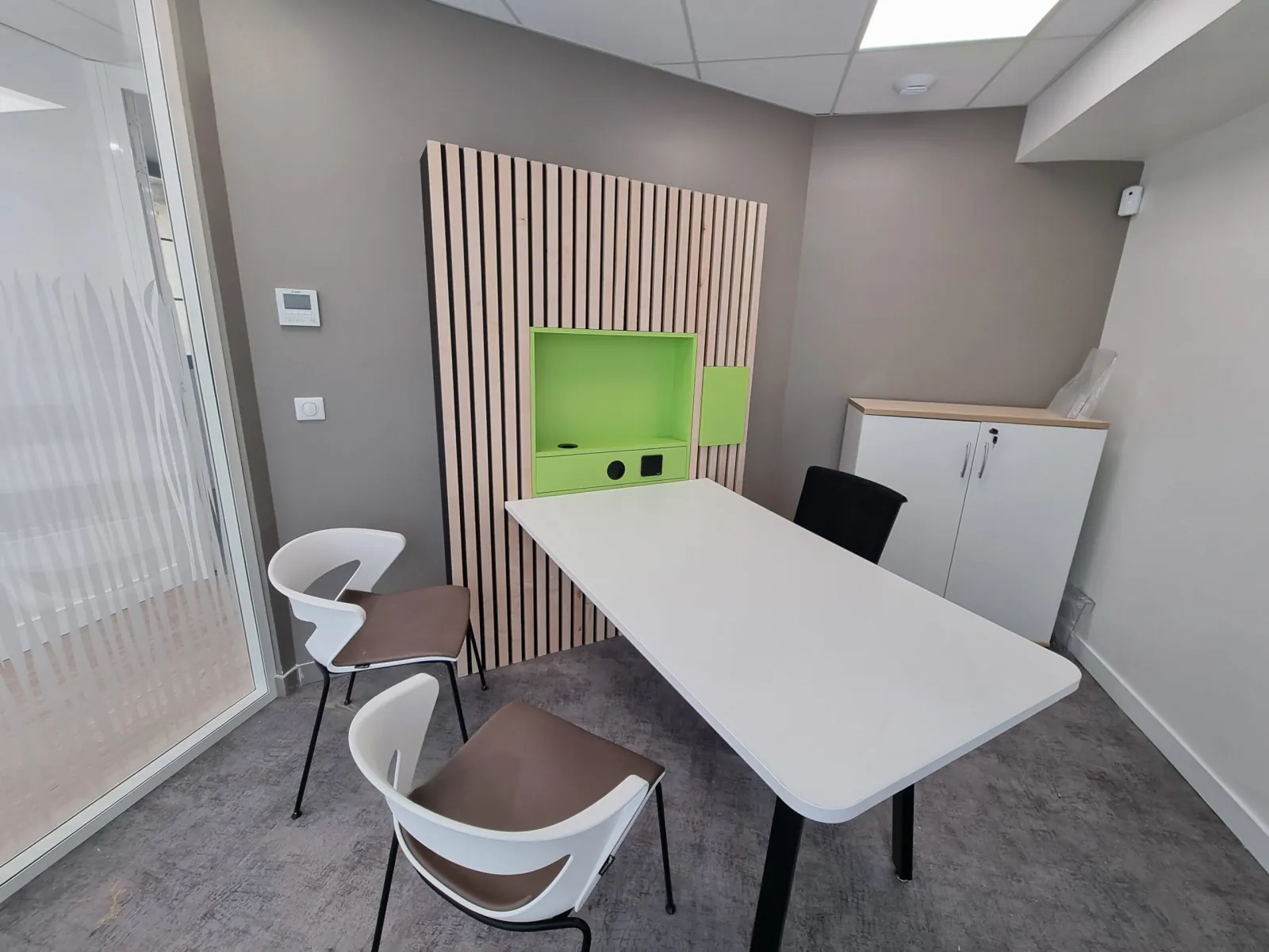 Aménagement intérieur sur mesure réalisé par TS Menuiserie — aménagement n° 5