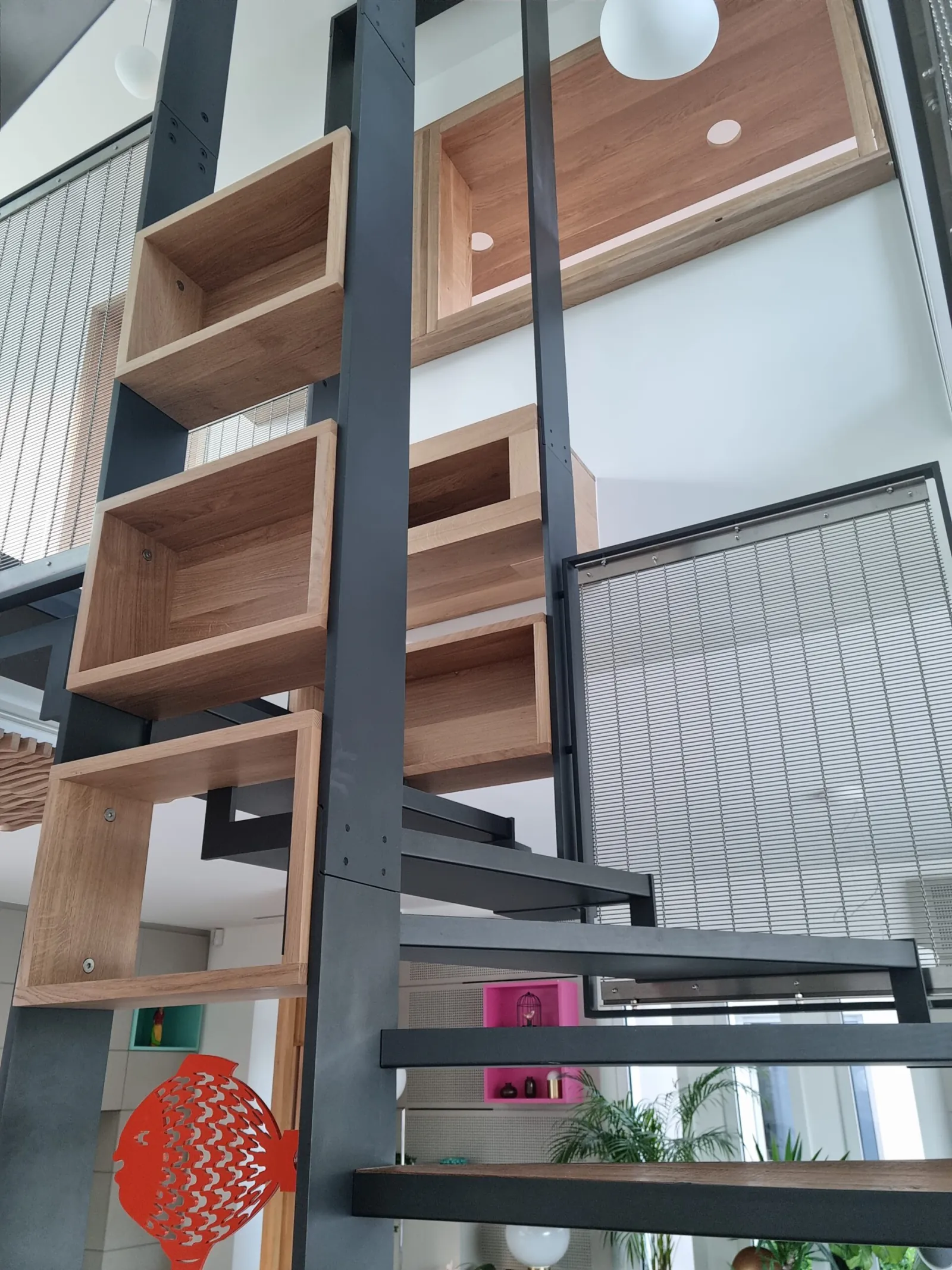 Aménagement intérieur sur mesure réalisé par TS Menuiserie — aménagement n° 8