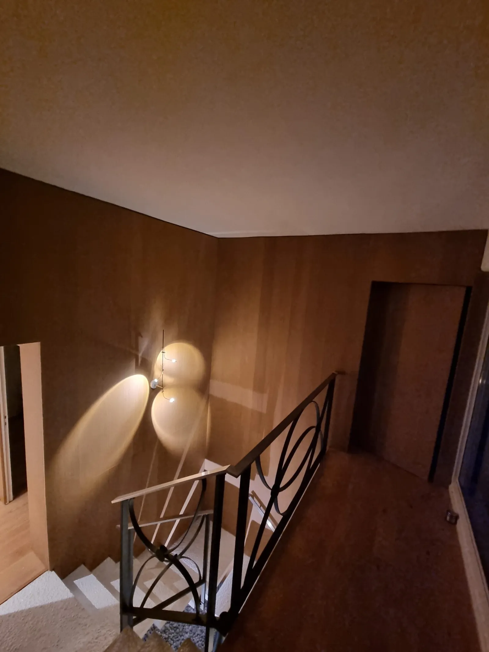 Aménagement intérieur sur mesure réalisé par TS Menuiserie — aménagement n° 13