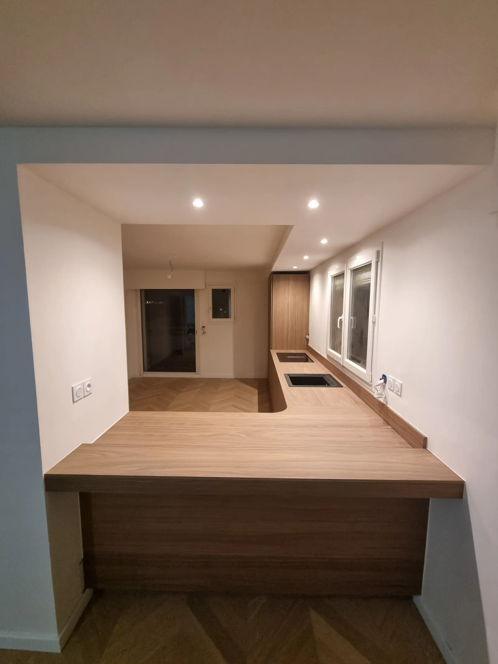 Cuisine en bois sur mesure réalisé par TS Menuiserie — cuisine n° 3