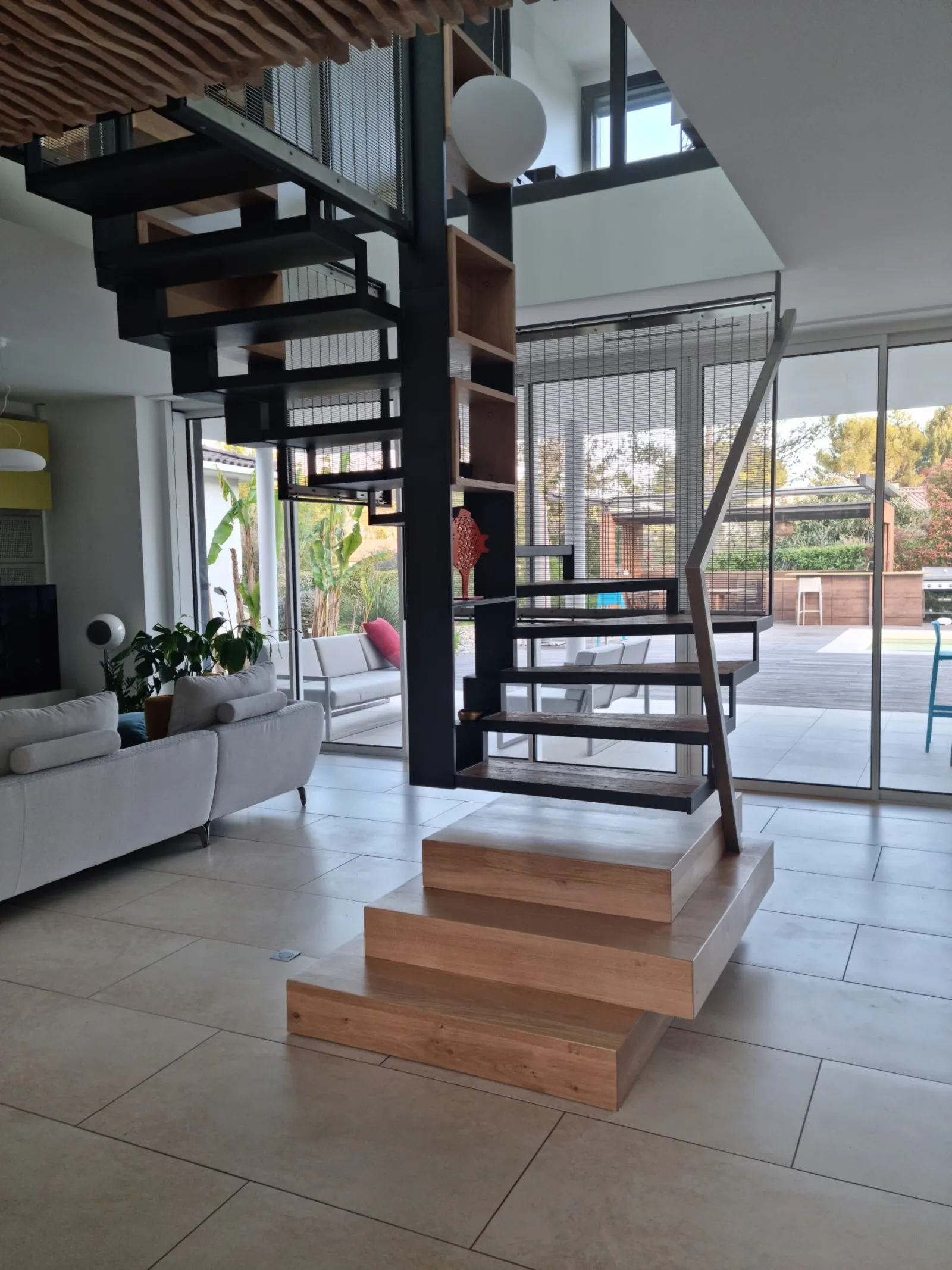 Escalier en bois sur mesure réalisé par TS Menuiserie — escalier n° 1