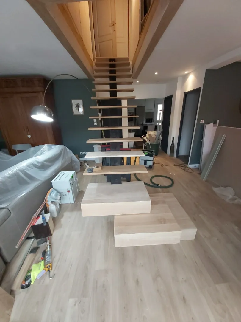 Escalier en bois sur mesure réalisé par TS Menuiserie — escalier n° 3