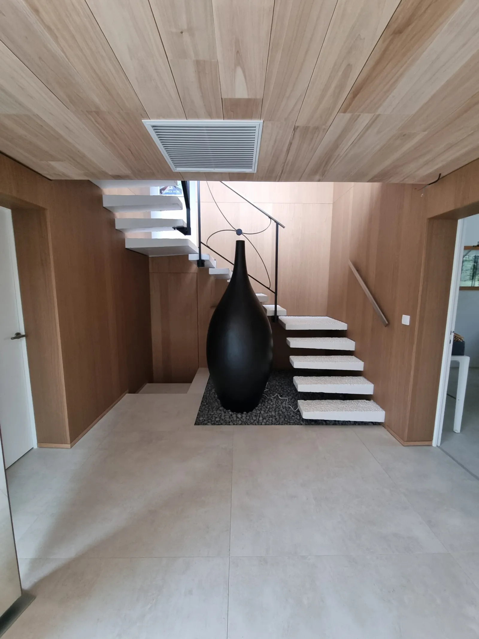 Escalier en bois sur mesure réalisé par TS Menuiserie — escalier n° 5