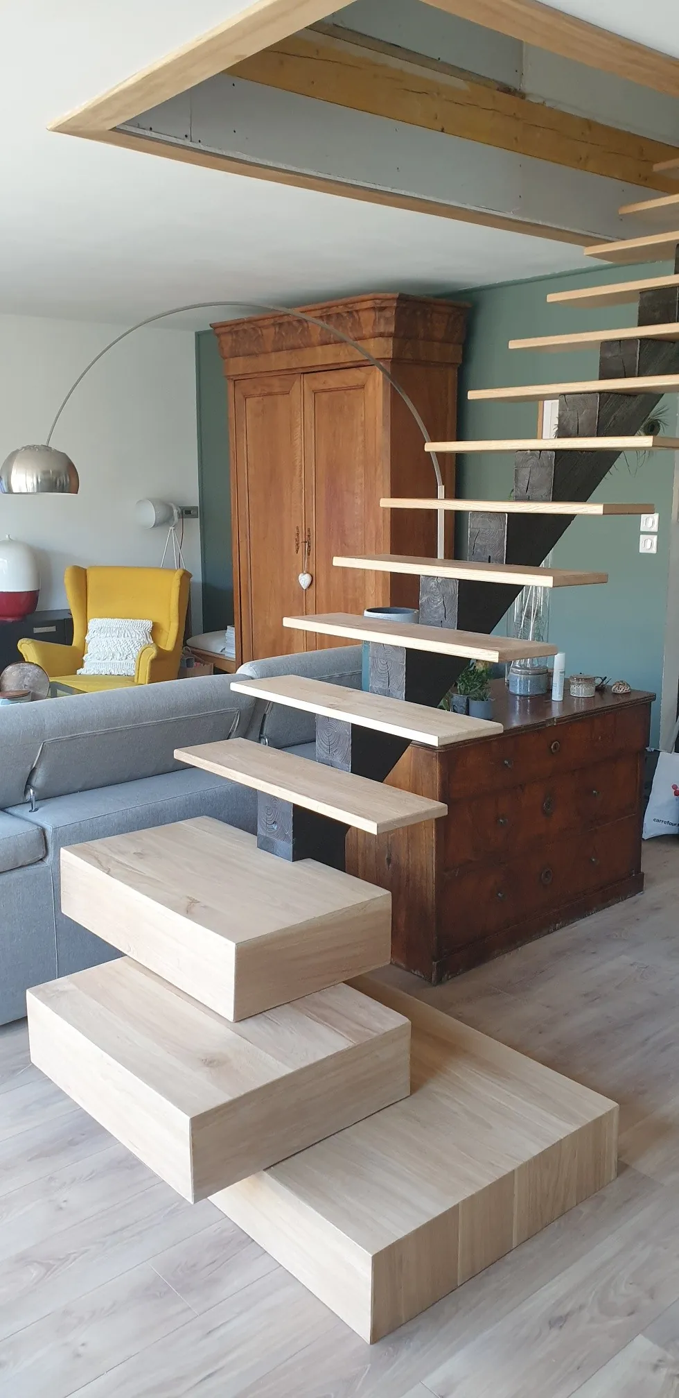Escalier en bois sur mesure réalisé par TS Menuiserie — escalier n° 6