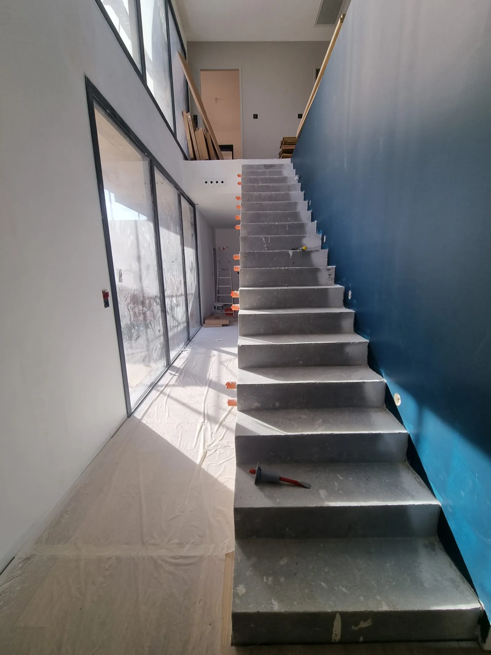 Escalier en bois sur mesure réalisé par TS Menuiserie — escalier n° 12