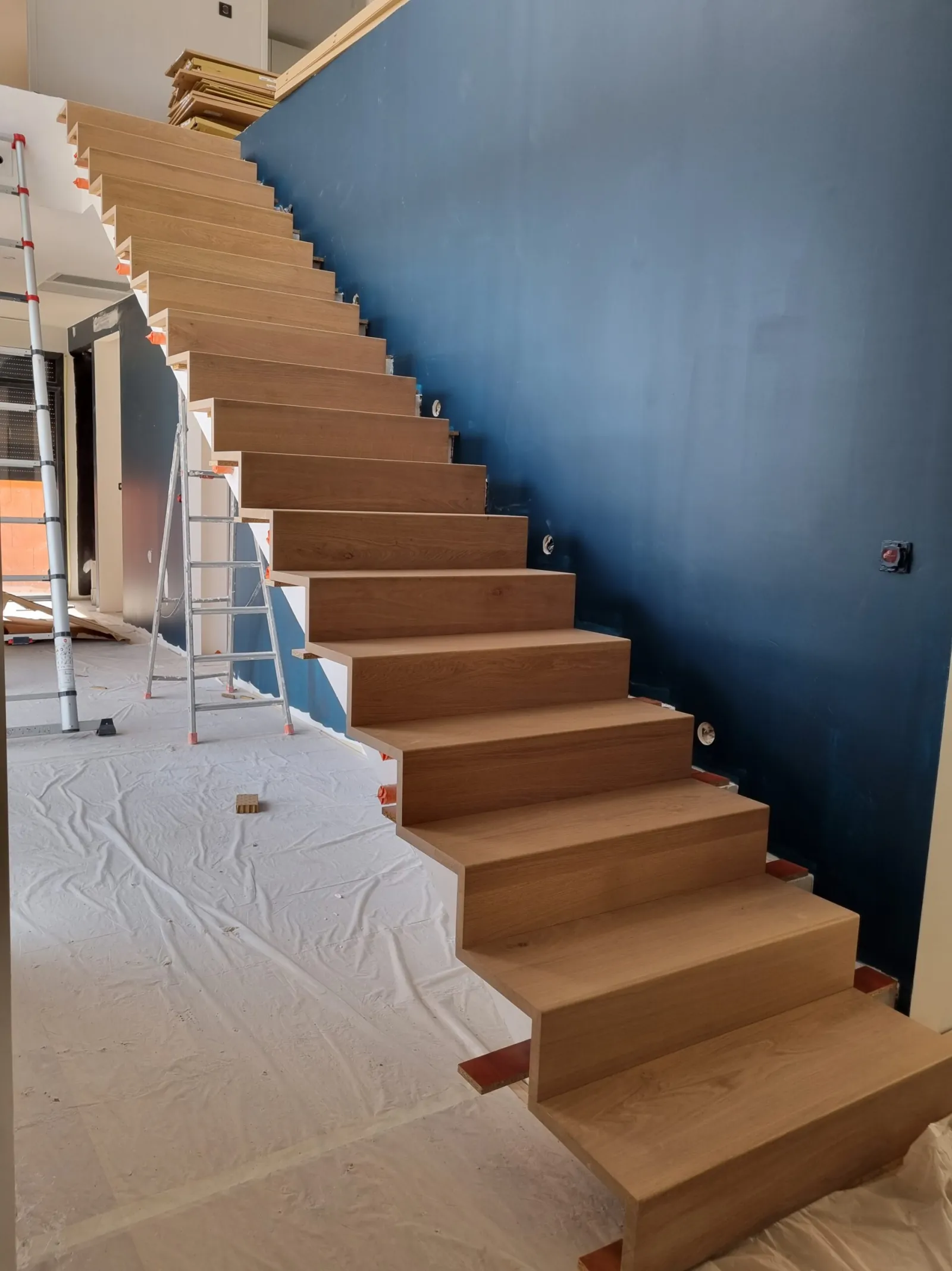 Escalier en bois sur mesure réalisé par TS Menuiserie — escalier n° 16